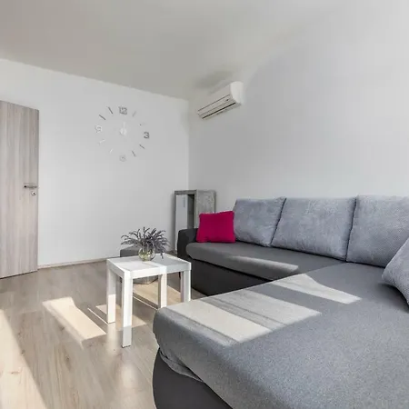 Apartment Sole Pula Exterior photo